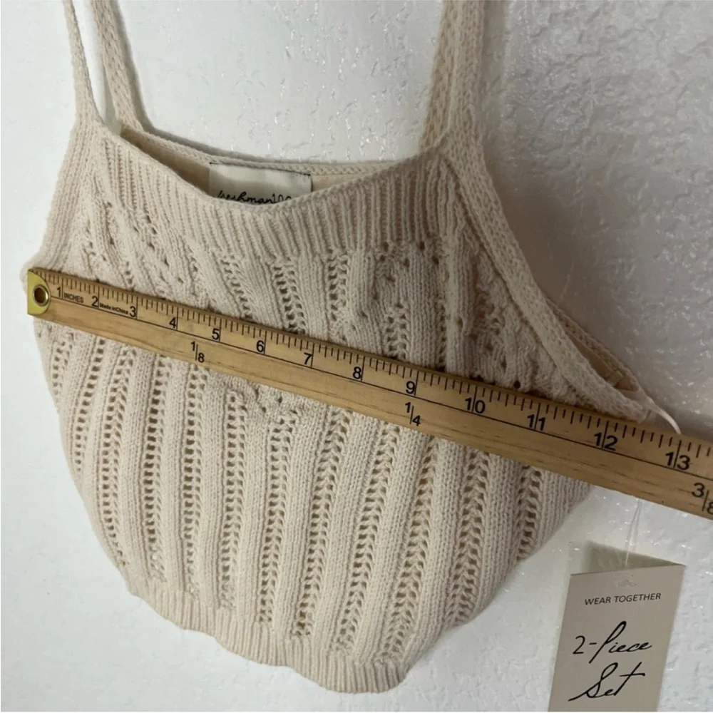 Elegant Cream Knit Skirt - Picture 8 of 12
